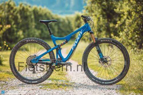 Pivot Cycles Mach 429 beoordelingen en specificaties